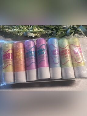SHE lip balm bundle
